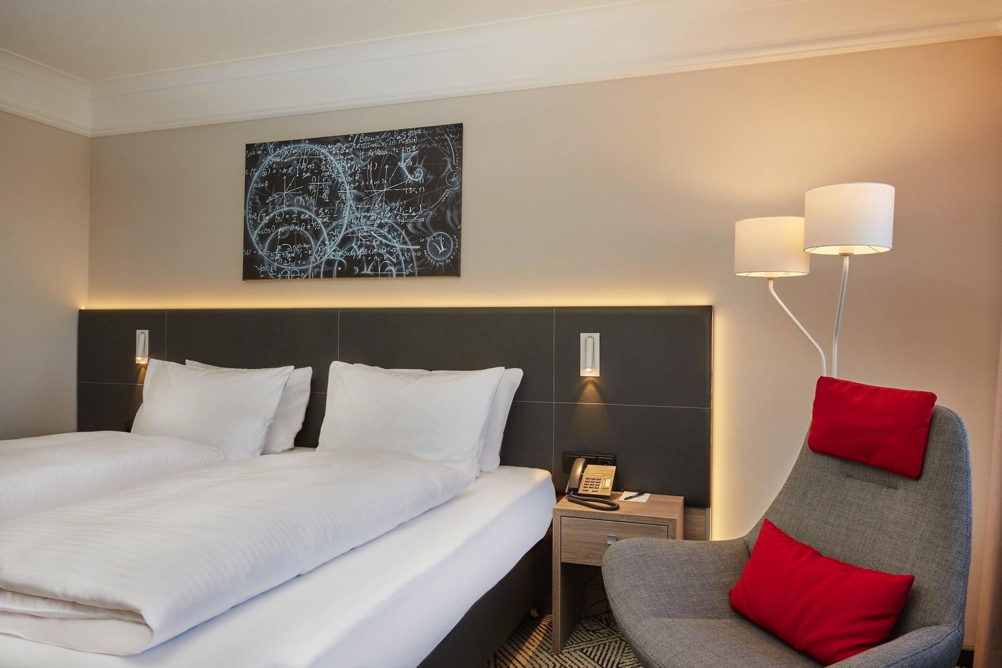 H4 Hotel Hannover Messe Laatzen Bagian luar foto