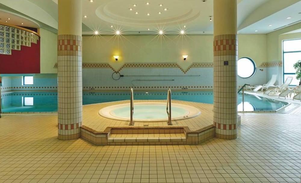 H4 Hotel Hannover Messe Laatzen Bagian luar foto