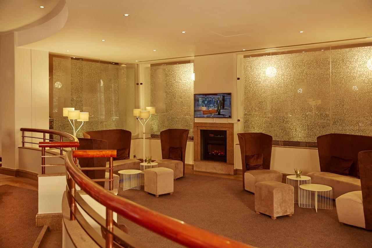 H4 Hotel Hannover Messe Laatzen Bagian luar foto