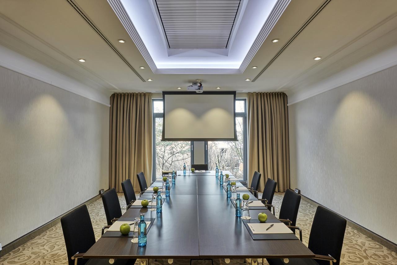 H4 Hotel Hannover Messe Laatzen Bagian luar foto