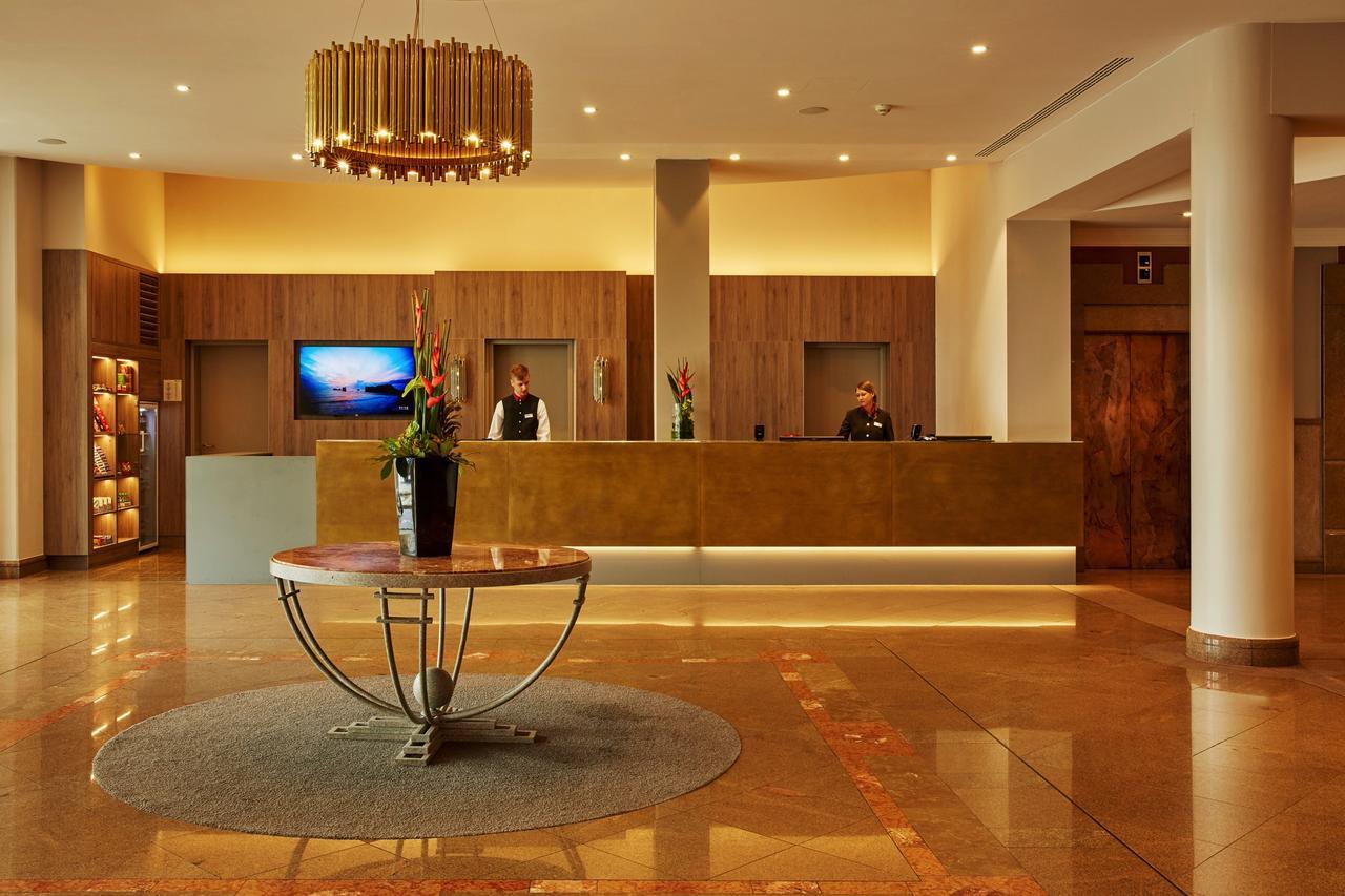 H4 Hotel Hannover Messe Laatzen Bagian luar foto
