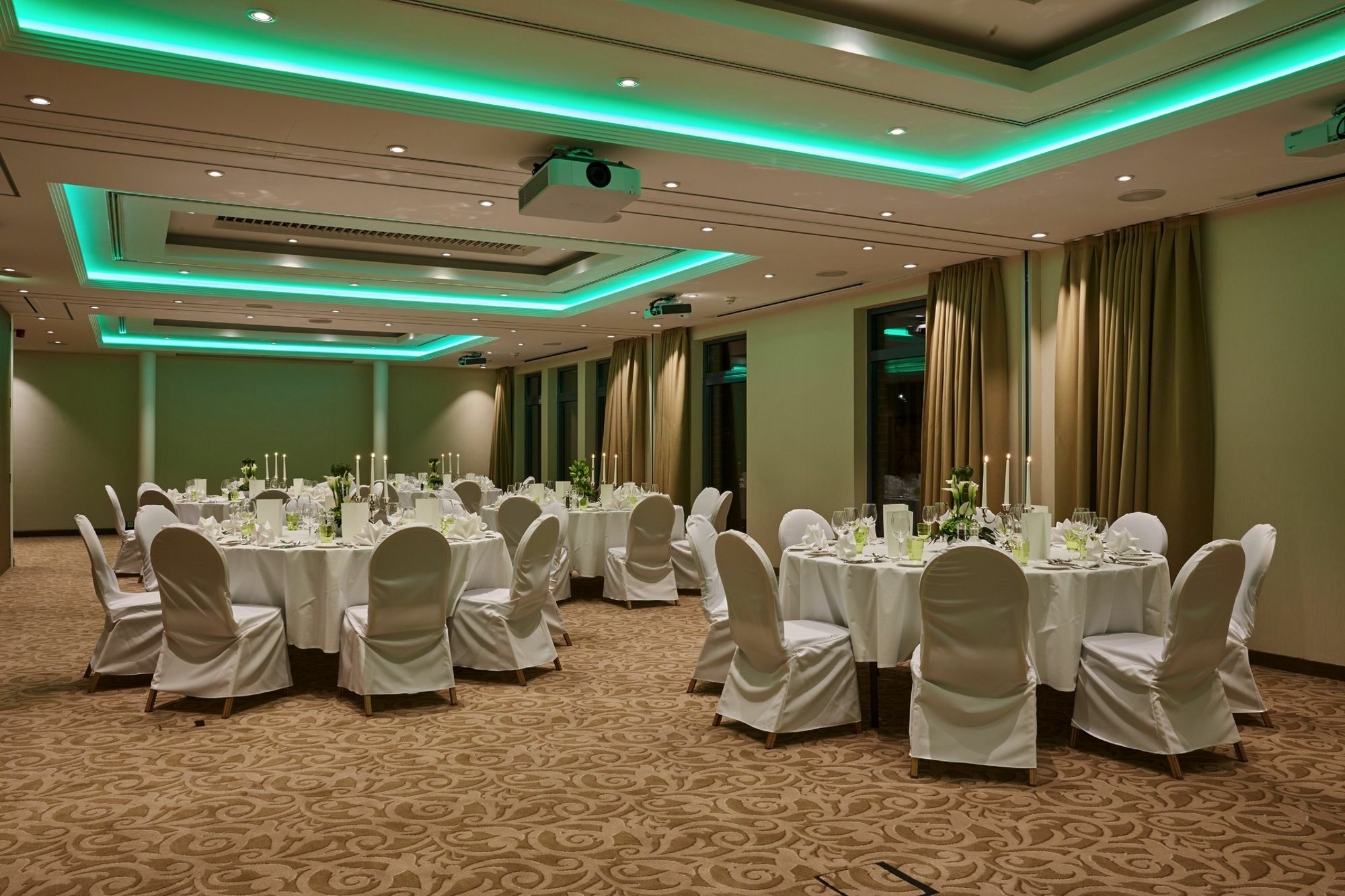 H4 Hotel Hannover Messe Laatzen Bagian luar foto