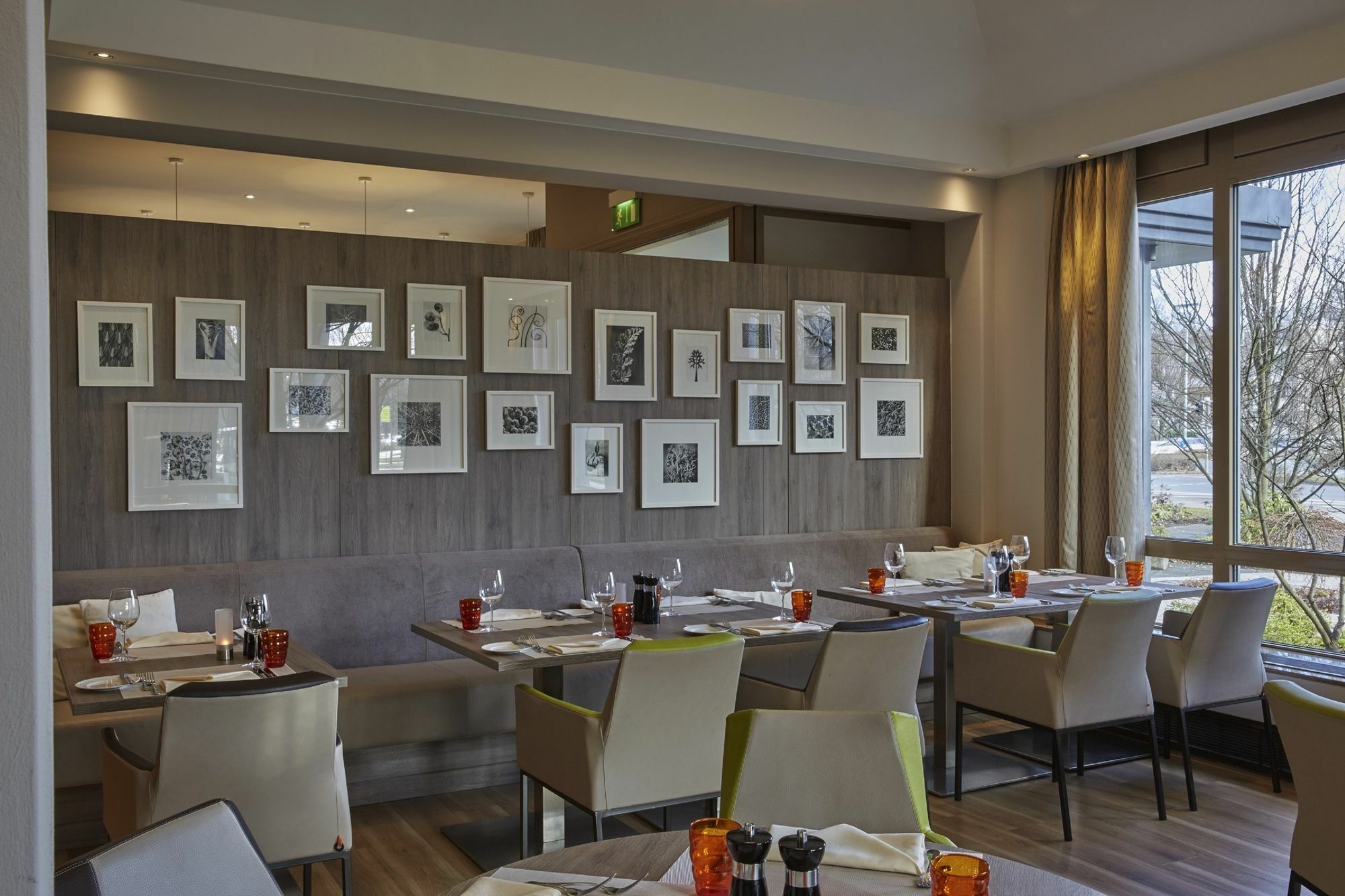 H4 Hotel Hannover Messe Laatzen Bagian luar foto