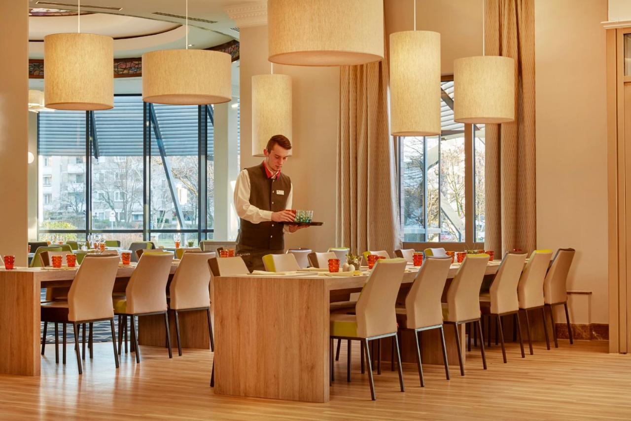 H4 Hotel Hannover Messe Laatzen Bagian luar foto